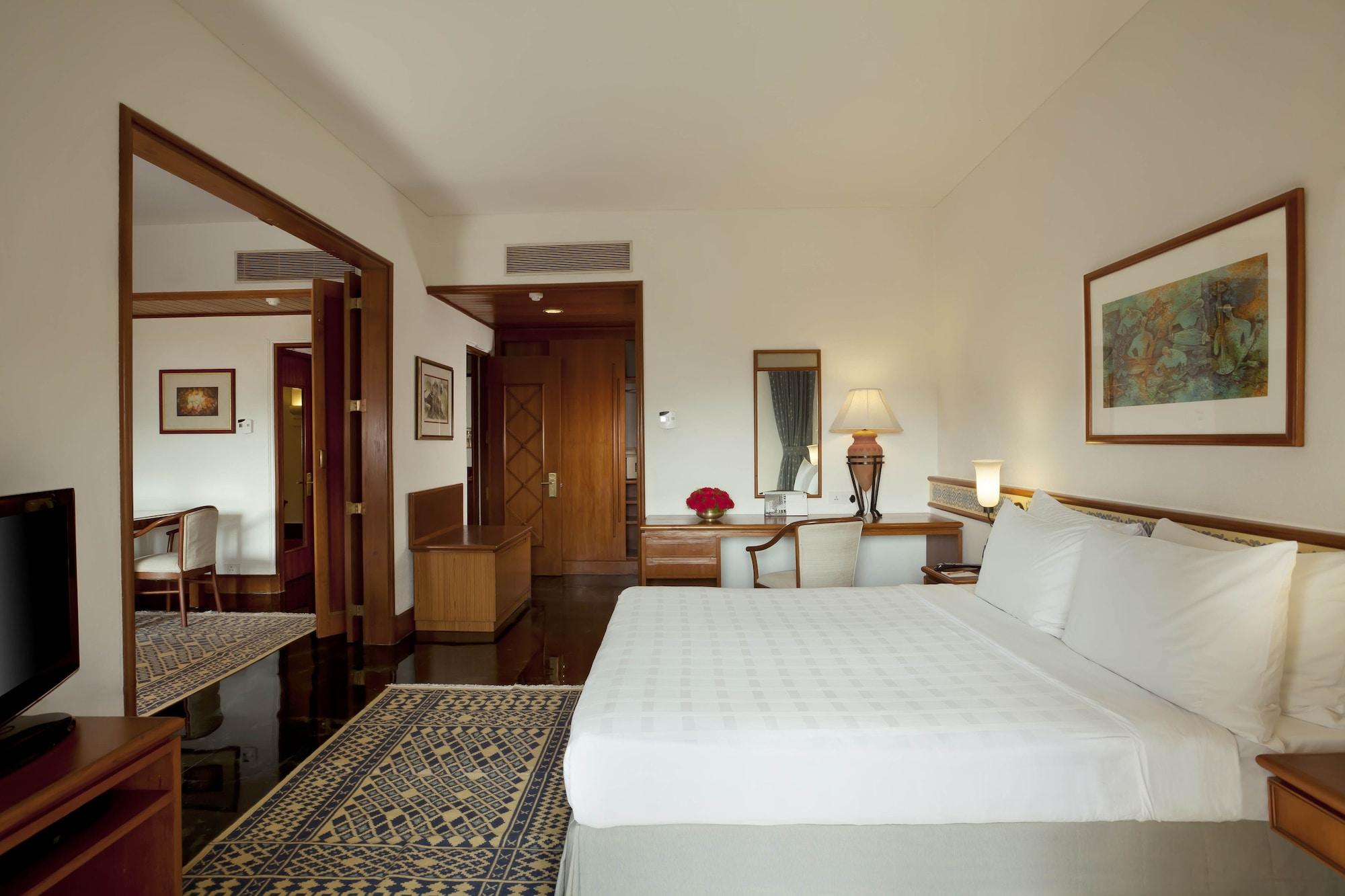 Hotel Trident Dźajpur Zewnętrze zdjęcie A room at the hotel