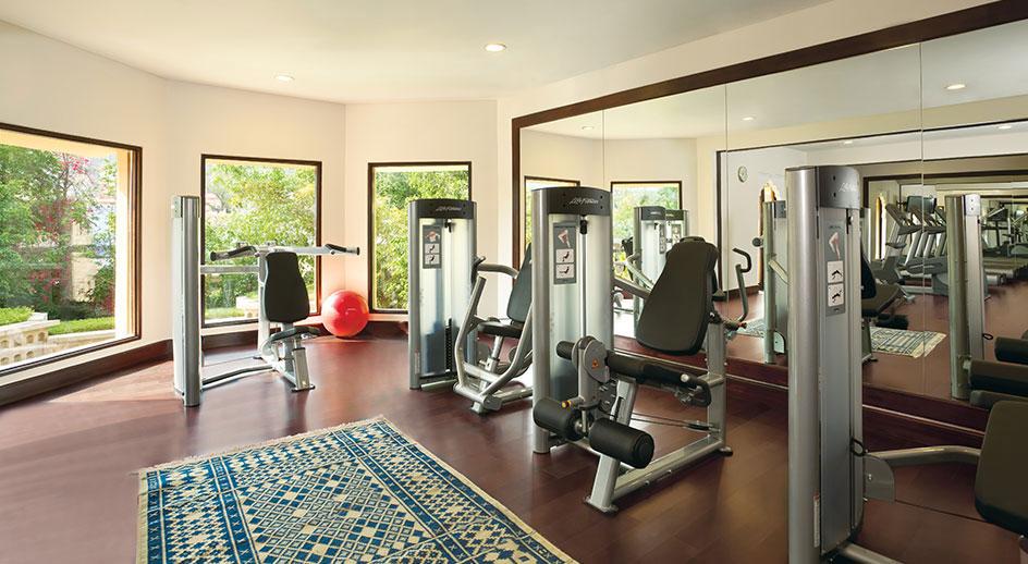 Hotel Trident Dźajpur Zewnętrze zdjęcie The gym at the Taj Bengal