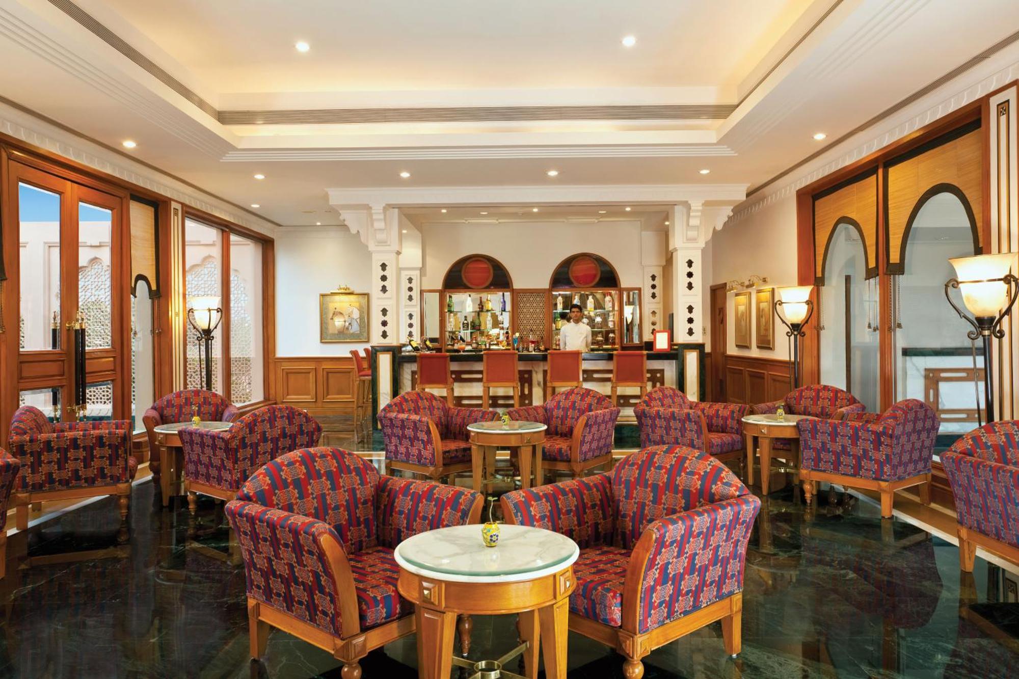 Hotel Trident Dźajpur Zewnętrze zdjęcie The Bar